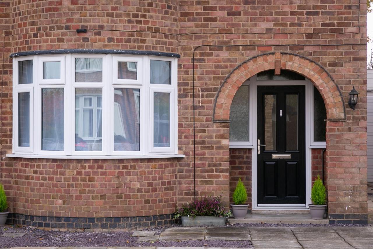 Ludlow Drive 3 Bed Contractor Family Town House In Melton Mowbray Bagian luar foto
